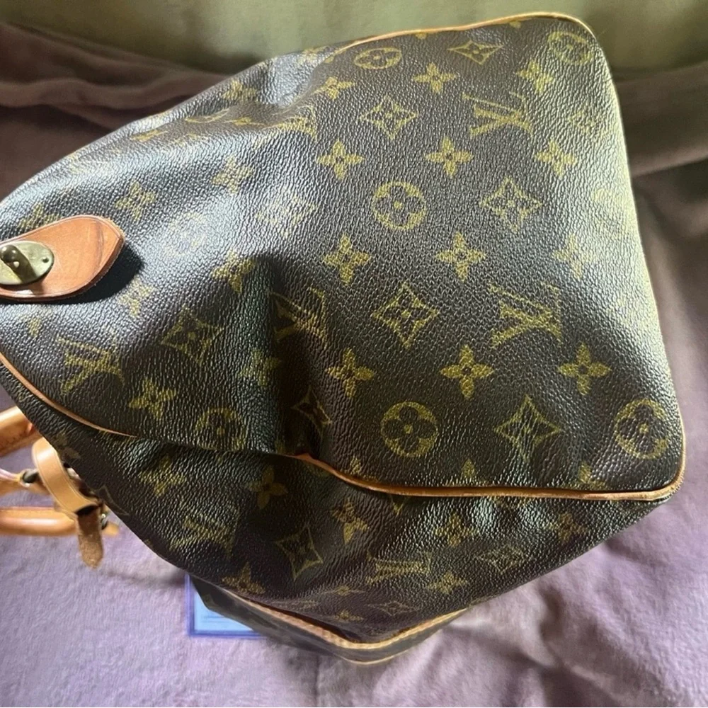 Louis Vuitton Monogram Keepall 45